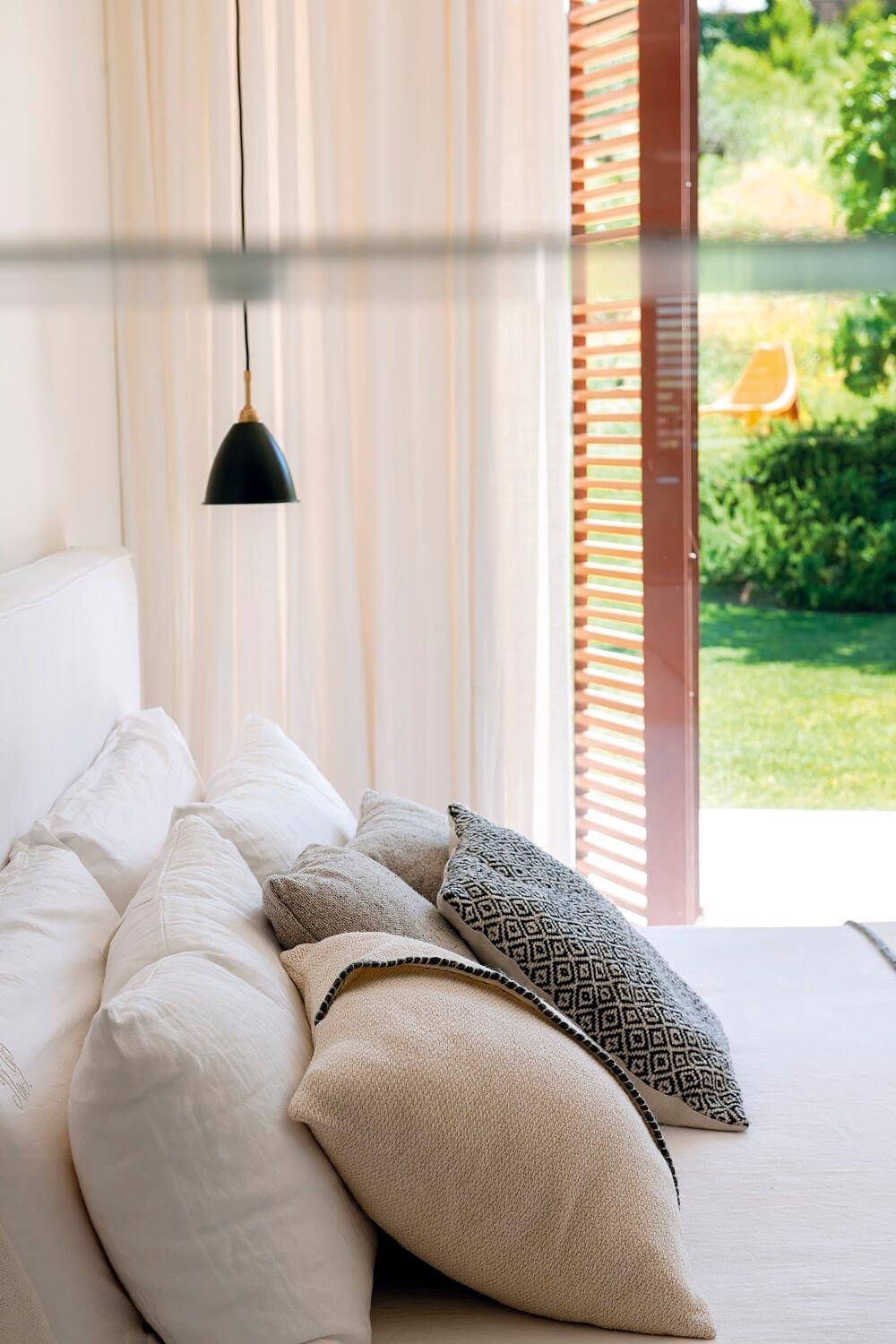 Cortinas en dormitorio 