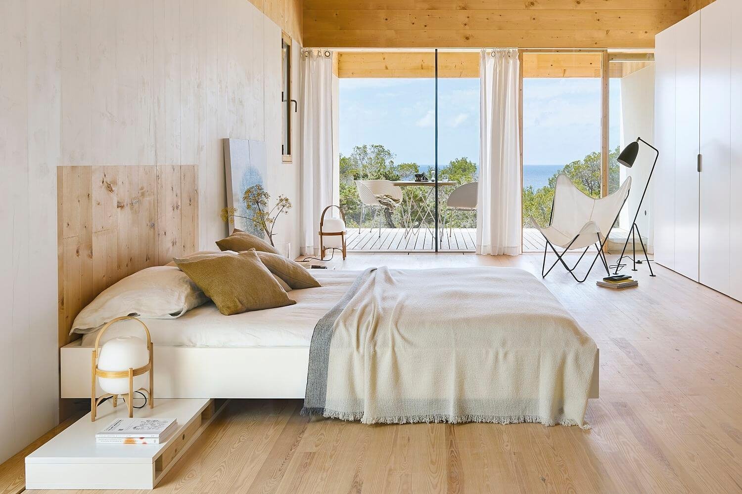 Dormitorio en verano