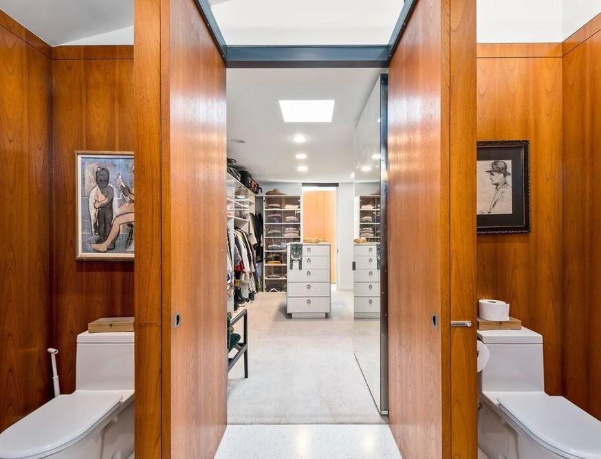 Casa de la actriz de la serie Modern Family Julie Bowen baño