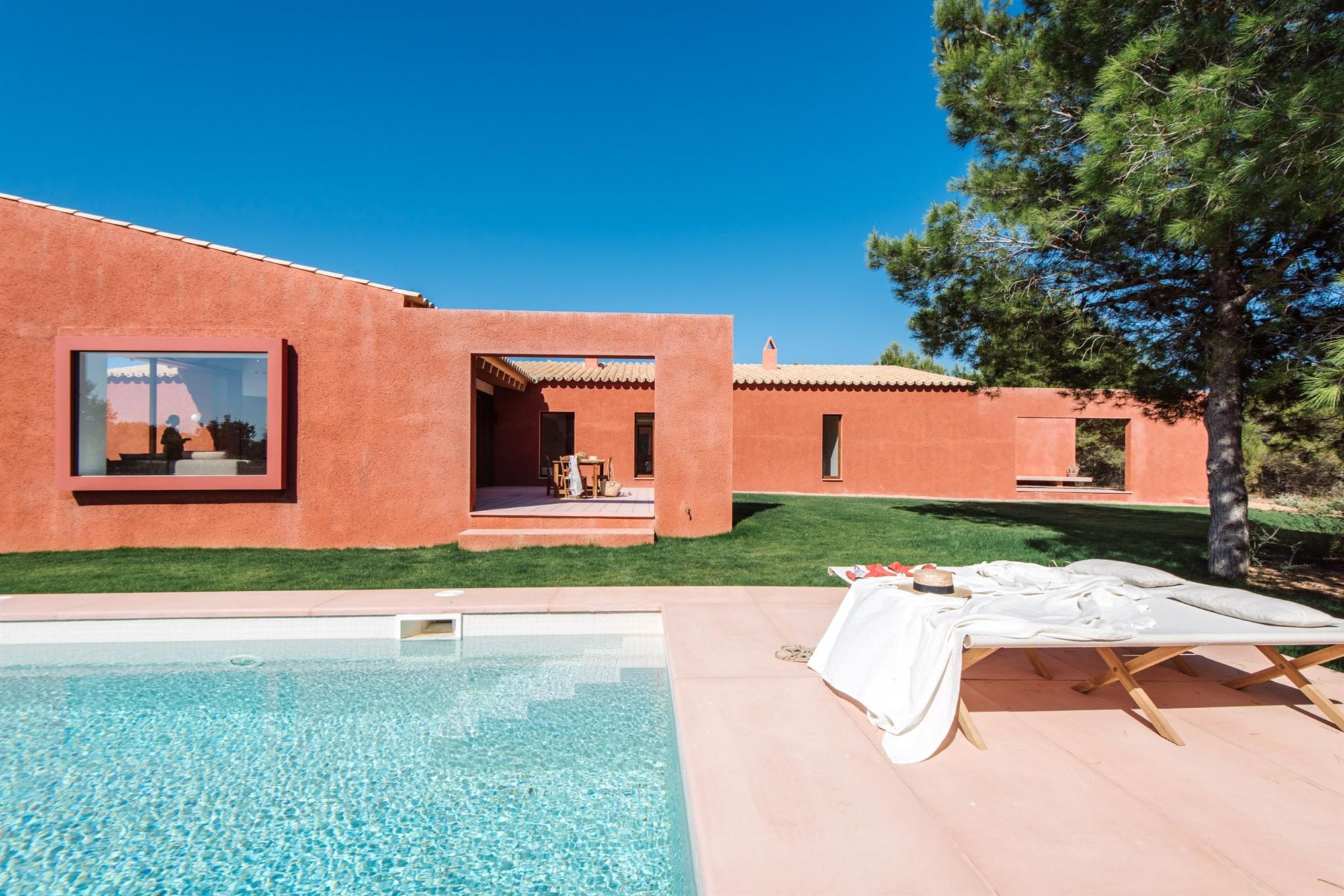 casa Mallorca piscina cesped
