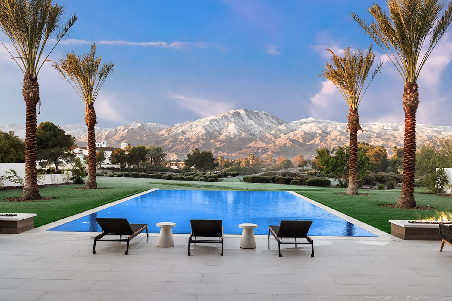 Kourtney Kardashian La Quinta Madison Club  piscina con vistas