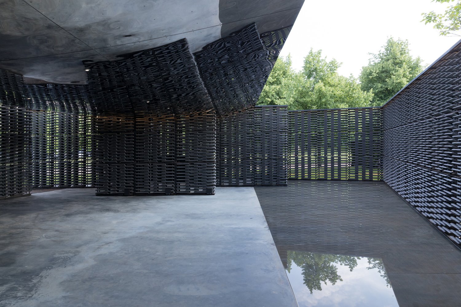 Frida Escobedo, de México, diseña el Serpentine Pavilion de 2018