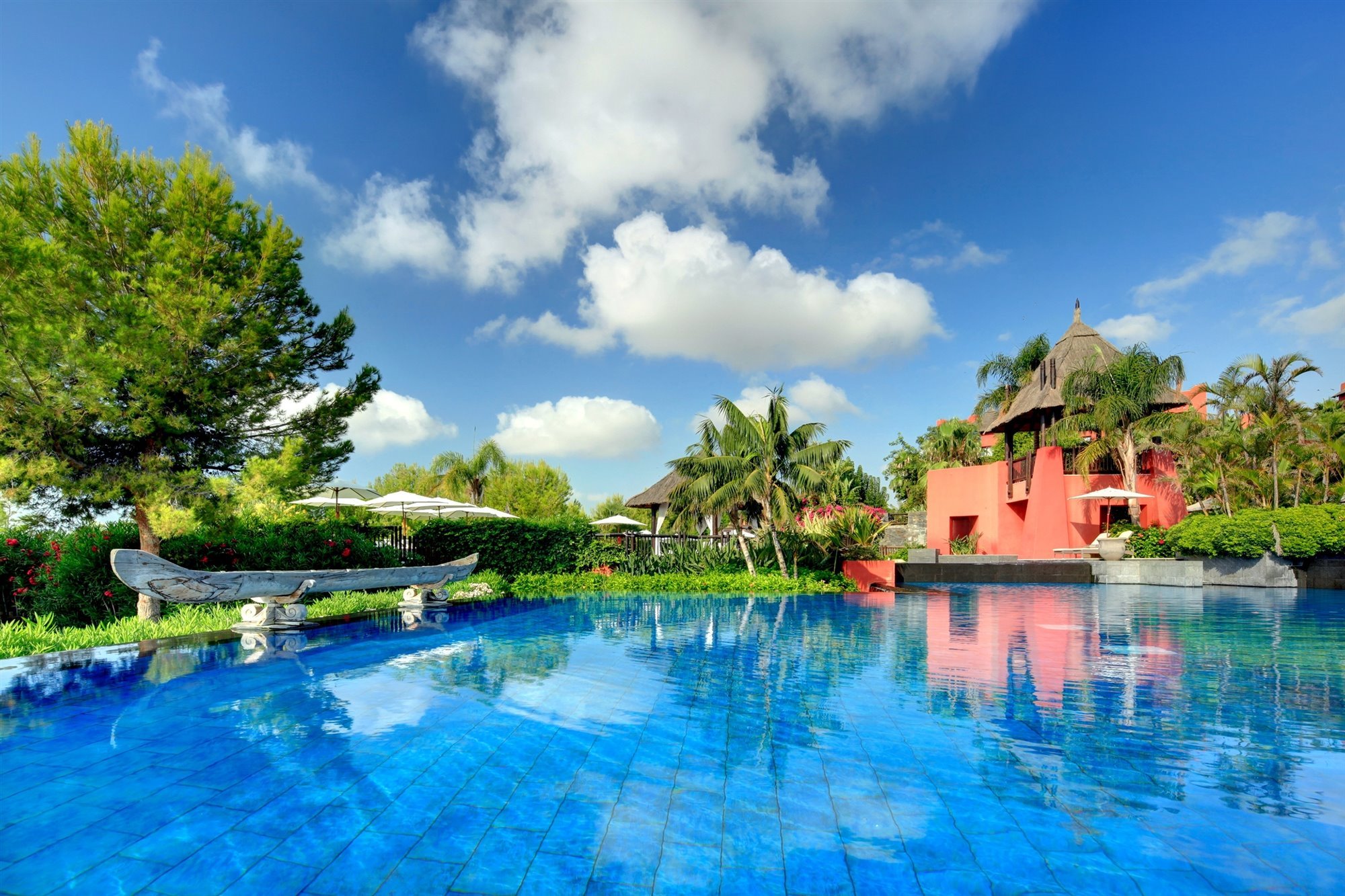 hotel asia gardens thai