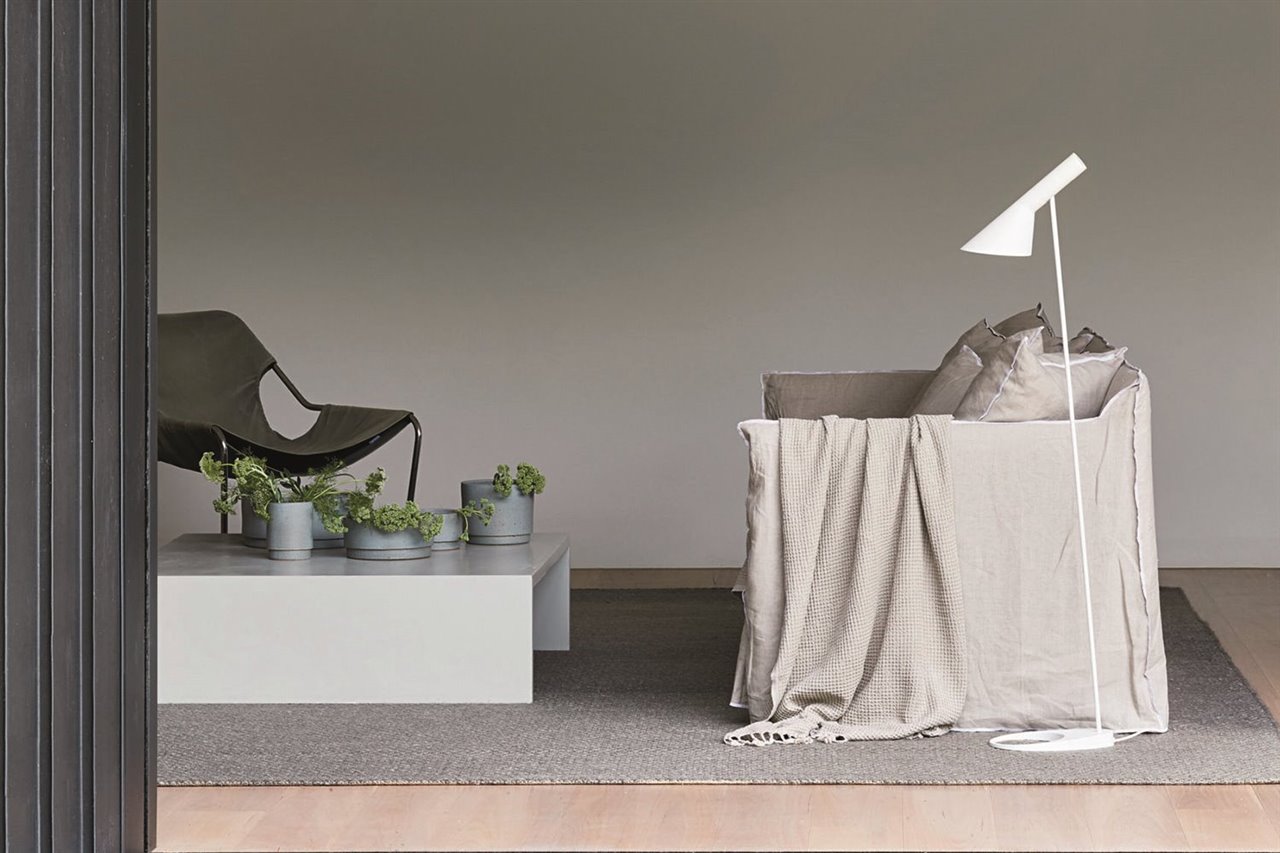 Lámpara AJ, diseño de Arne Jacobsen para Louis Poulsen.