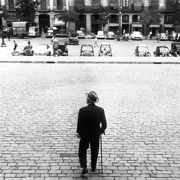 Una treintena de fotografías inéditas de Leopoldo Pomés ven la luz en el Museo Cerralbo con motivo del PhotoEspaña 2021