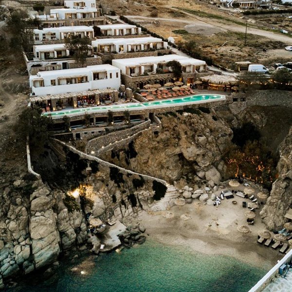 Te mereces este hotel con playa privada en Mykonos 