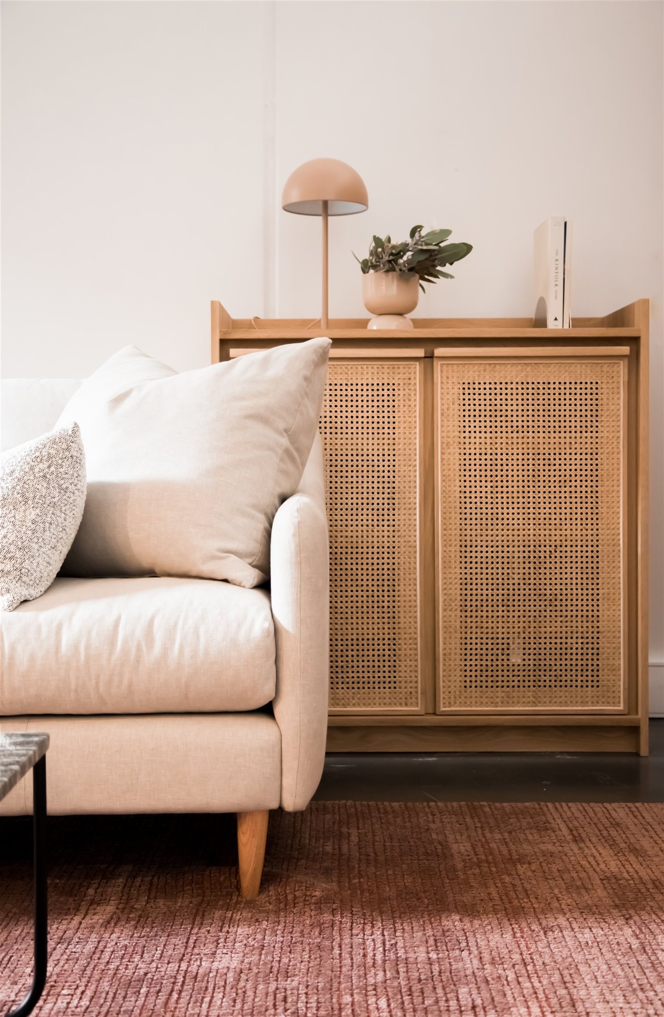 aparador rattan