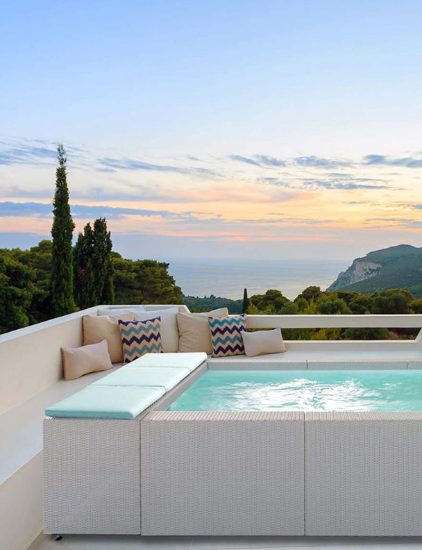 Las 11 mejores piscinas prefabricadas españolas para bañarte en tu terraza