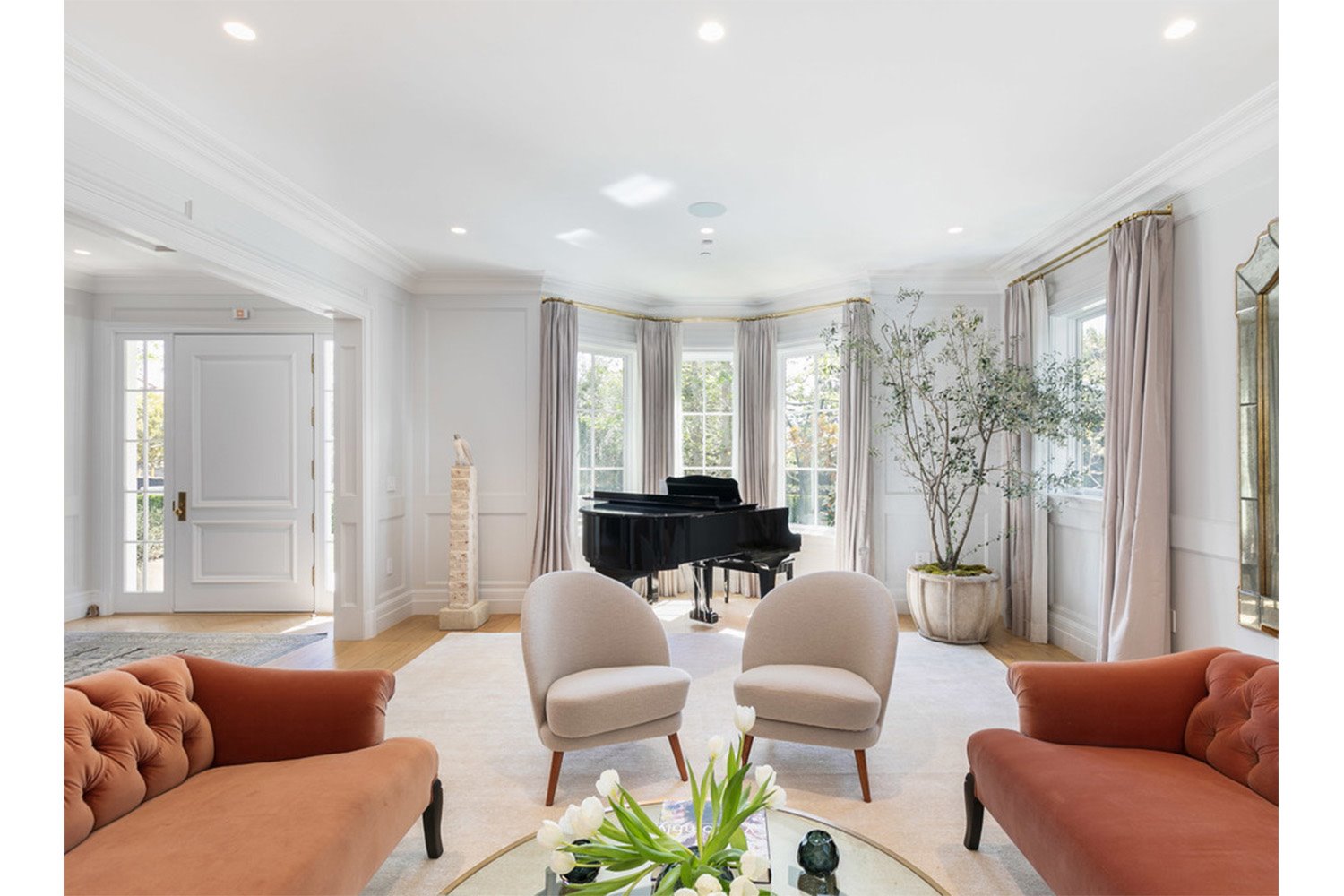 Casa de la actriz de Anatomía de Grey Jessica Capshaw sala con piano