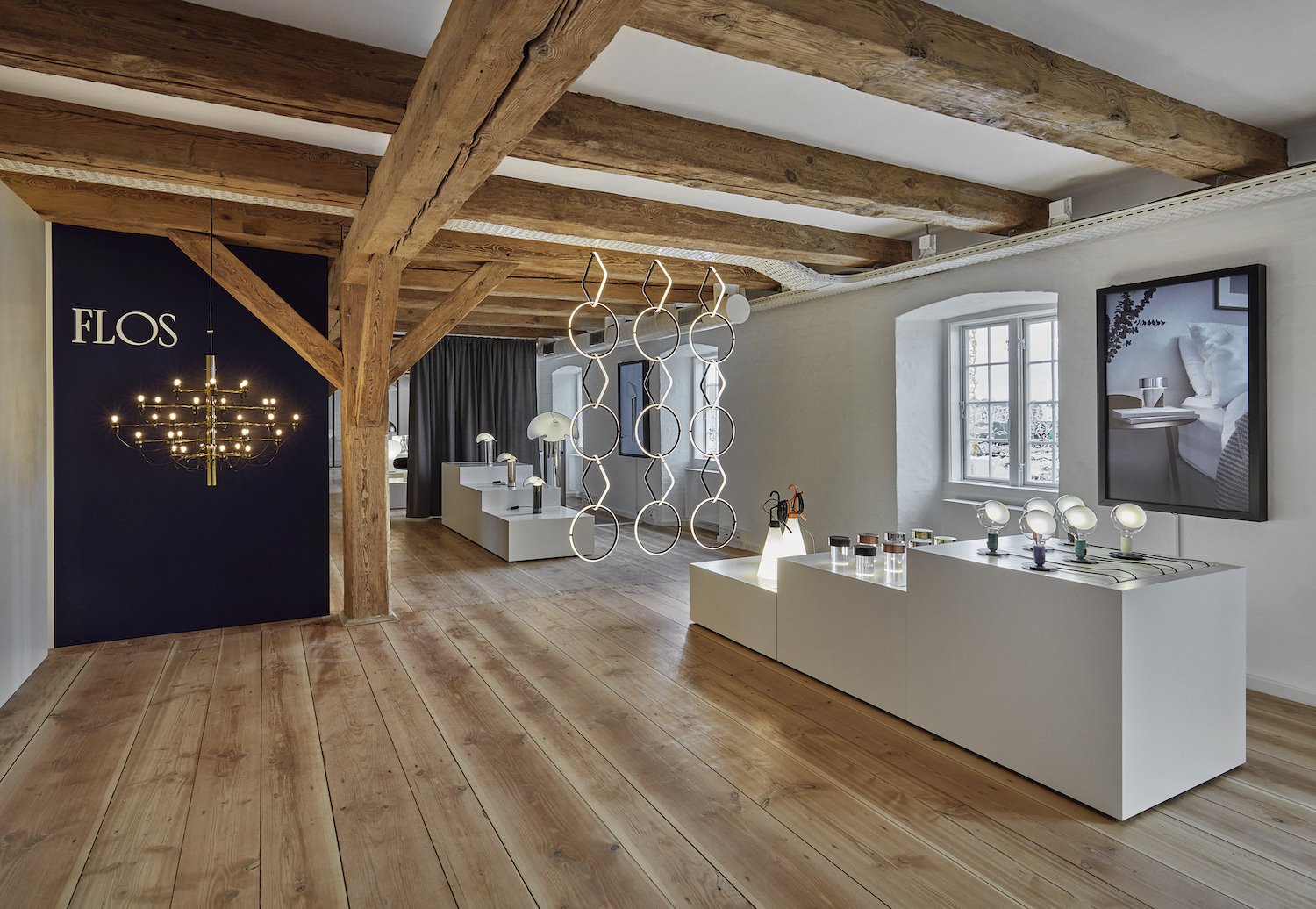 DStudio Copenhague espacio Flos