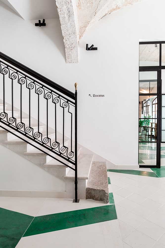 hotel Concepcio-escaleras