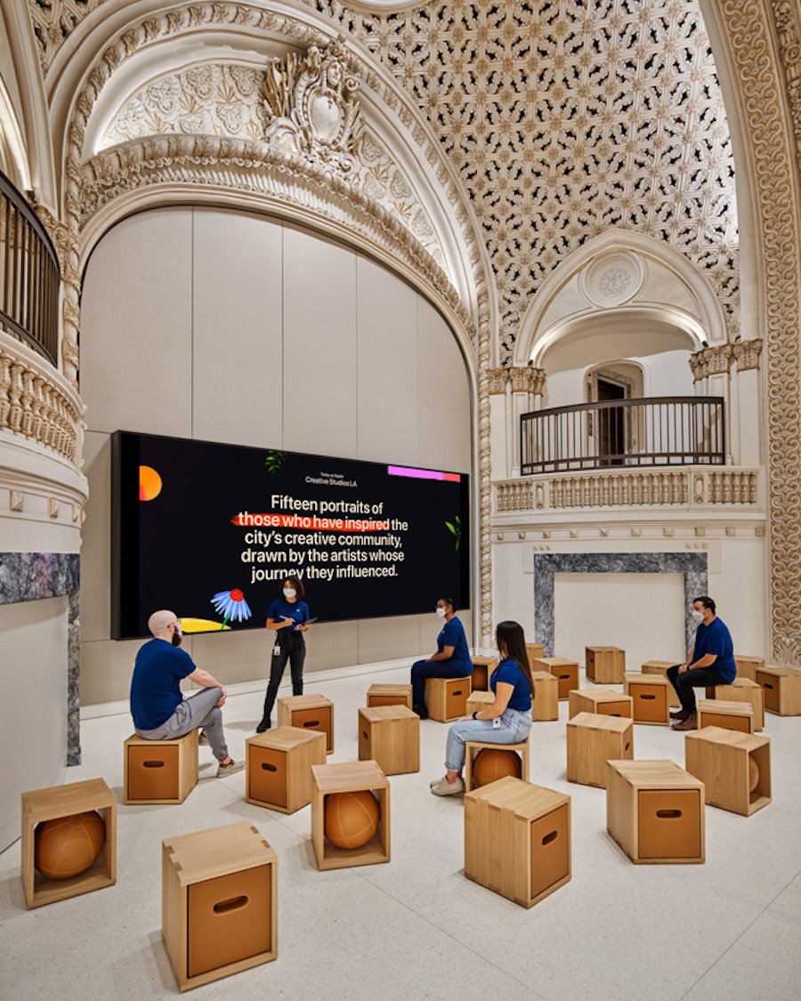 Tienda Apple en el Tower Theatre de Los Ángeles de Foster + Partners