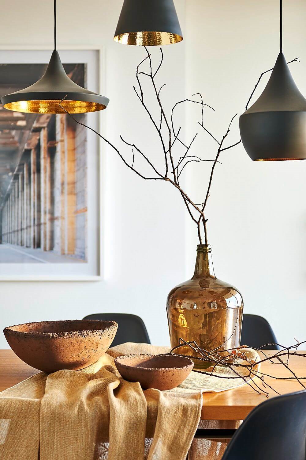 Ramas, piñas, castañas y hojas son algunos de los elementos de la naturaleza ideales para decorar y preparar tu casa para el otoño.