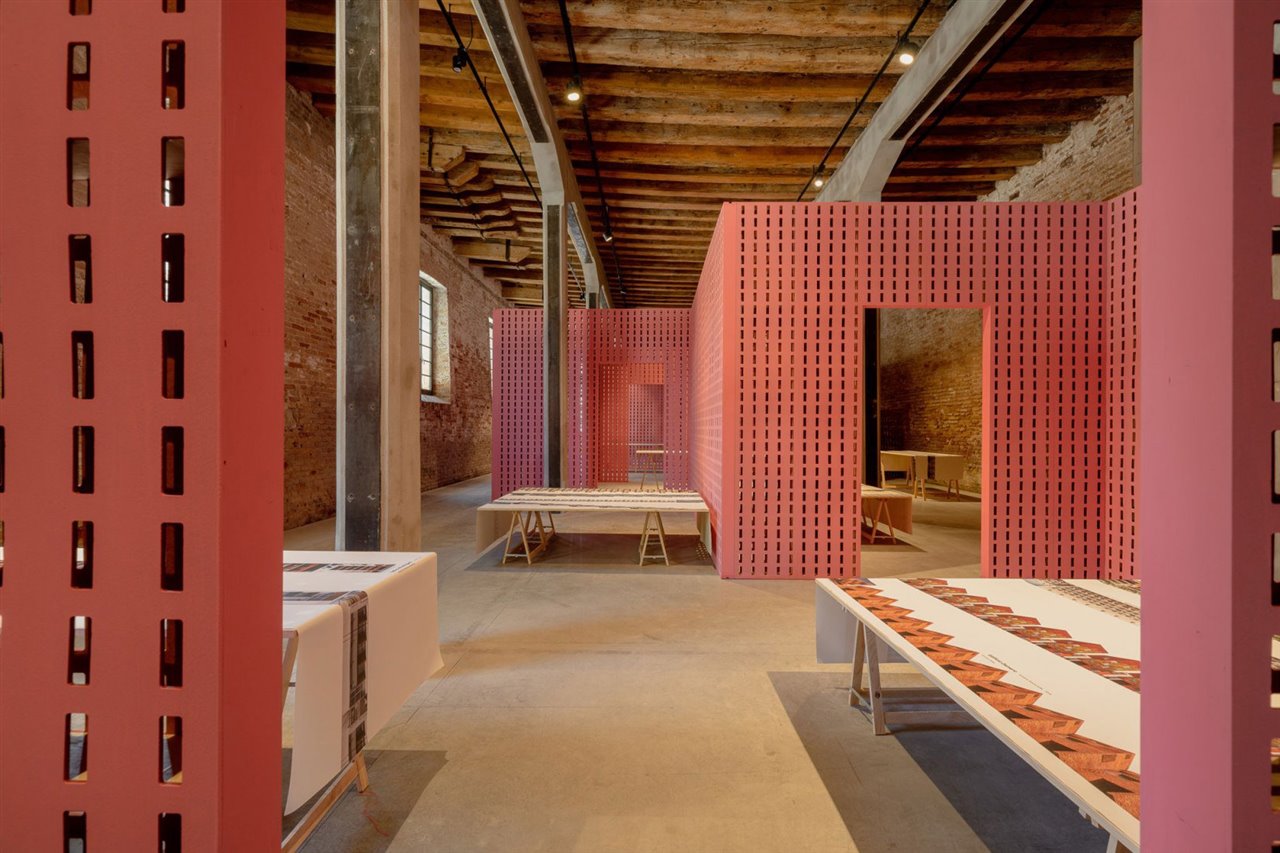 La casa infinita. Pabellón argentino diseñado por Gerardo Caballero para la Biennale venezia 2021