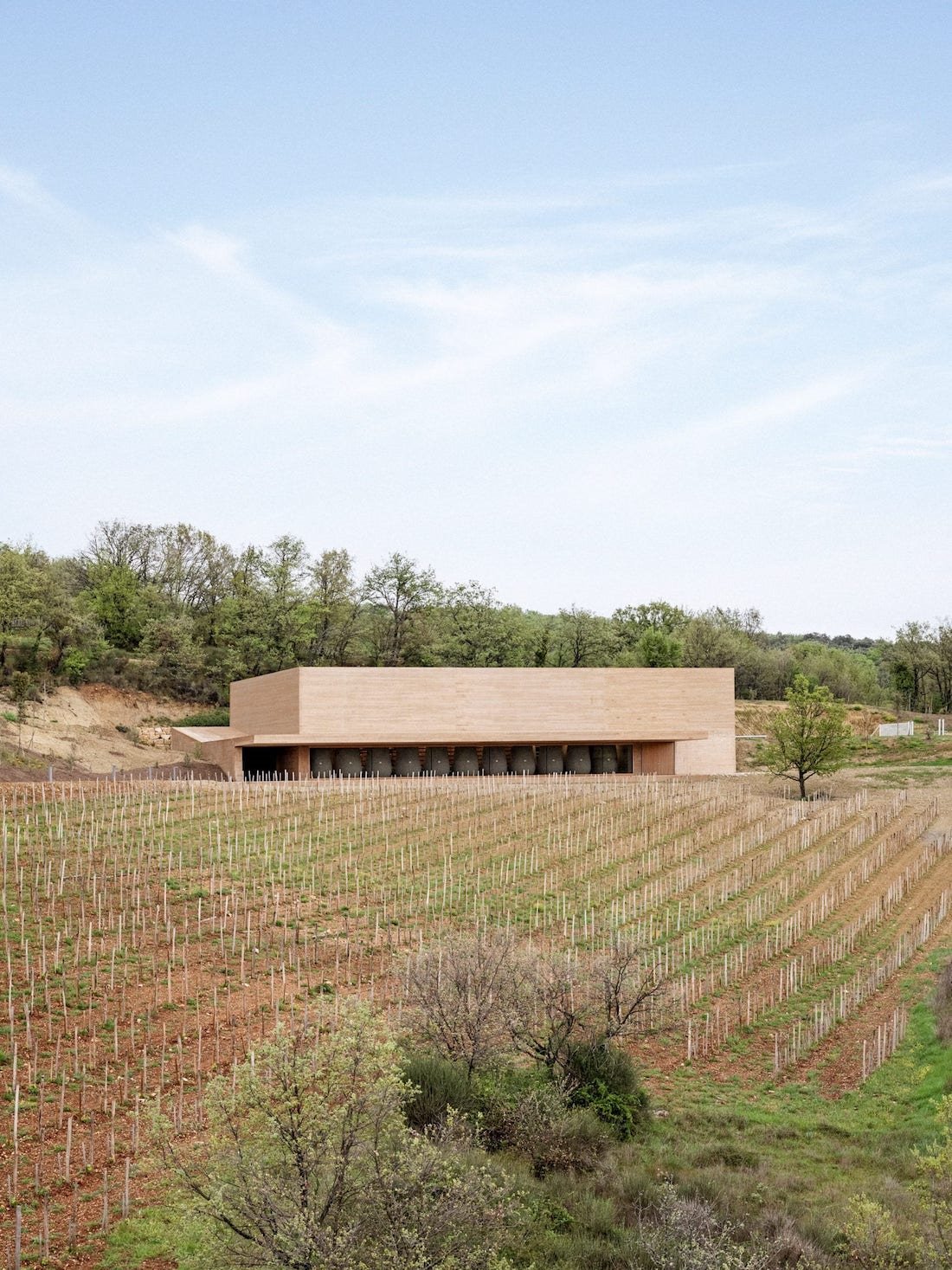 Bodega de Marc Barani Architectes en Les Davids Francia