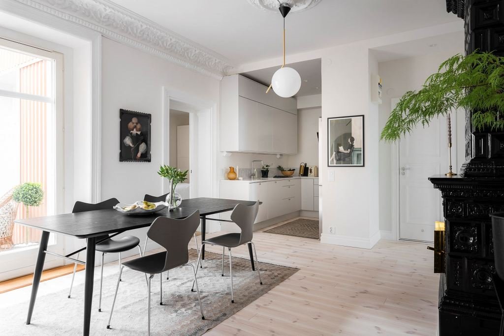 casa en Suecia cocina comedor recibidor
