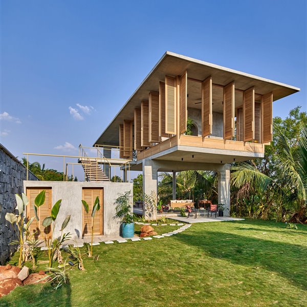 Abierta y rodeada de naturaleza: así es esta espectacular casa de vacaciones construída en hormigón