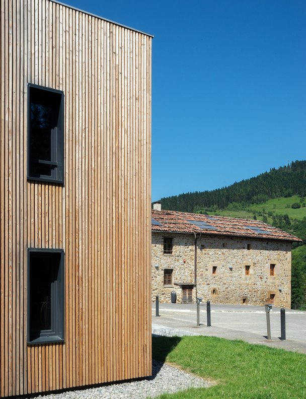 Si este año vas a hacer el Camino de Santiago, te interesa conocer este moderno albergue