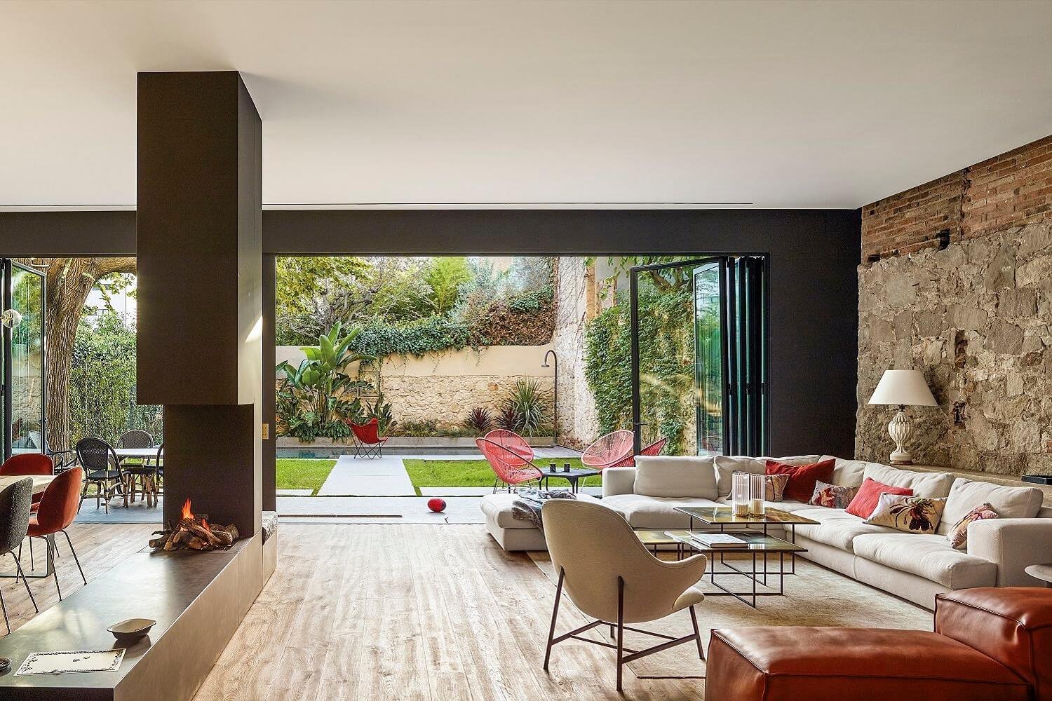 Decorar salón grande estudiar la distribución