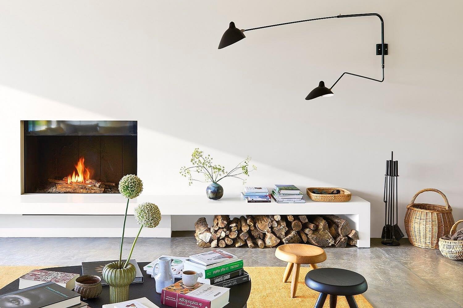 Decorar salón grande utilizar formas orgánicas