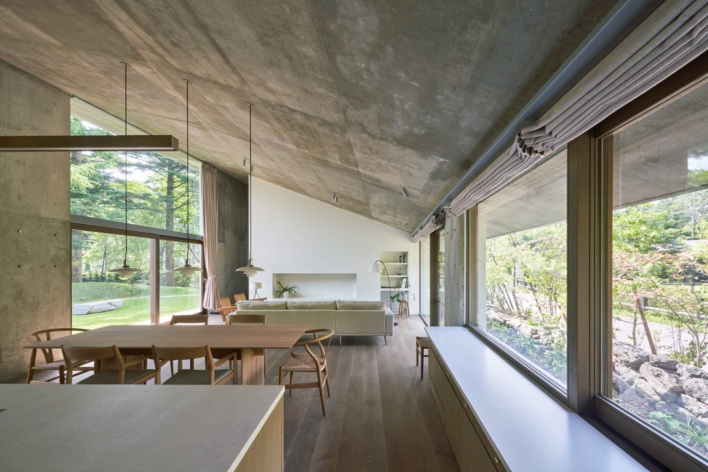 casa en la montana Japon comedor cocina