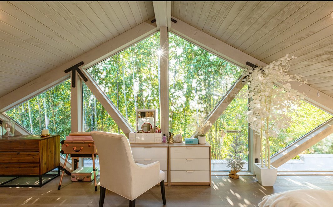 Casa actriz Modern Family Julie Bowen buhardilla
