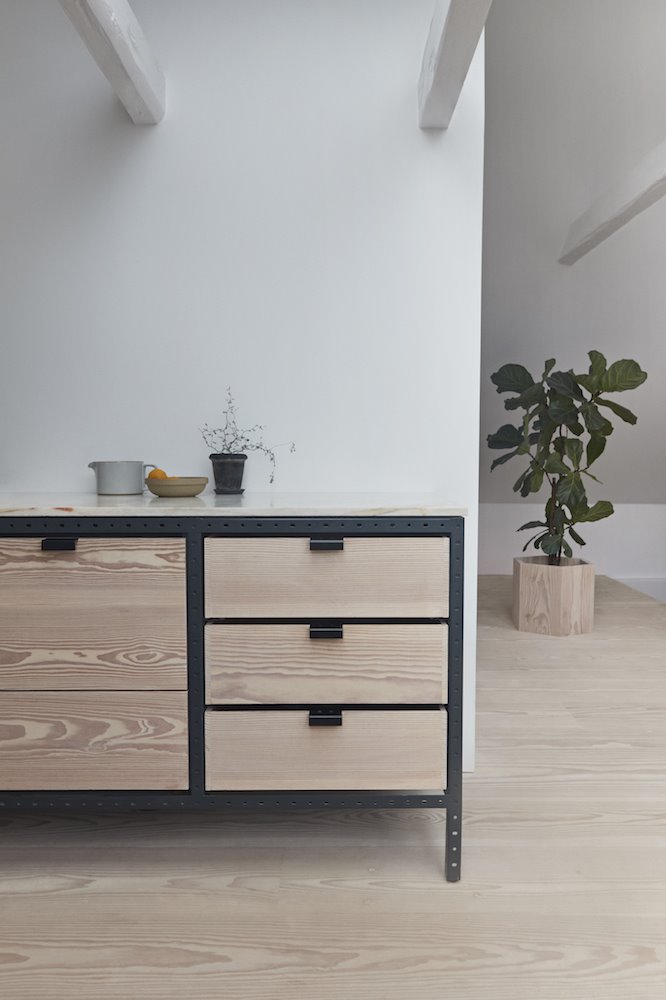 trabajar desde casa por Soren Rose cajones plantas