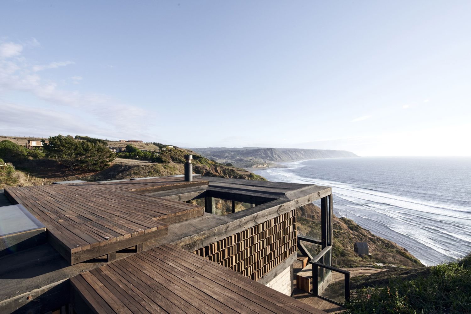 casa-panal-acantilado-matanzas-chile-8