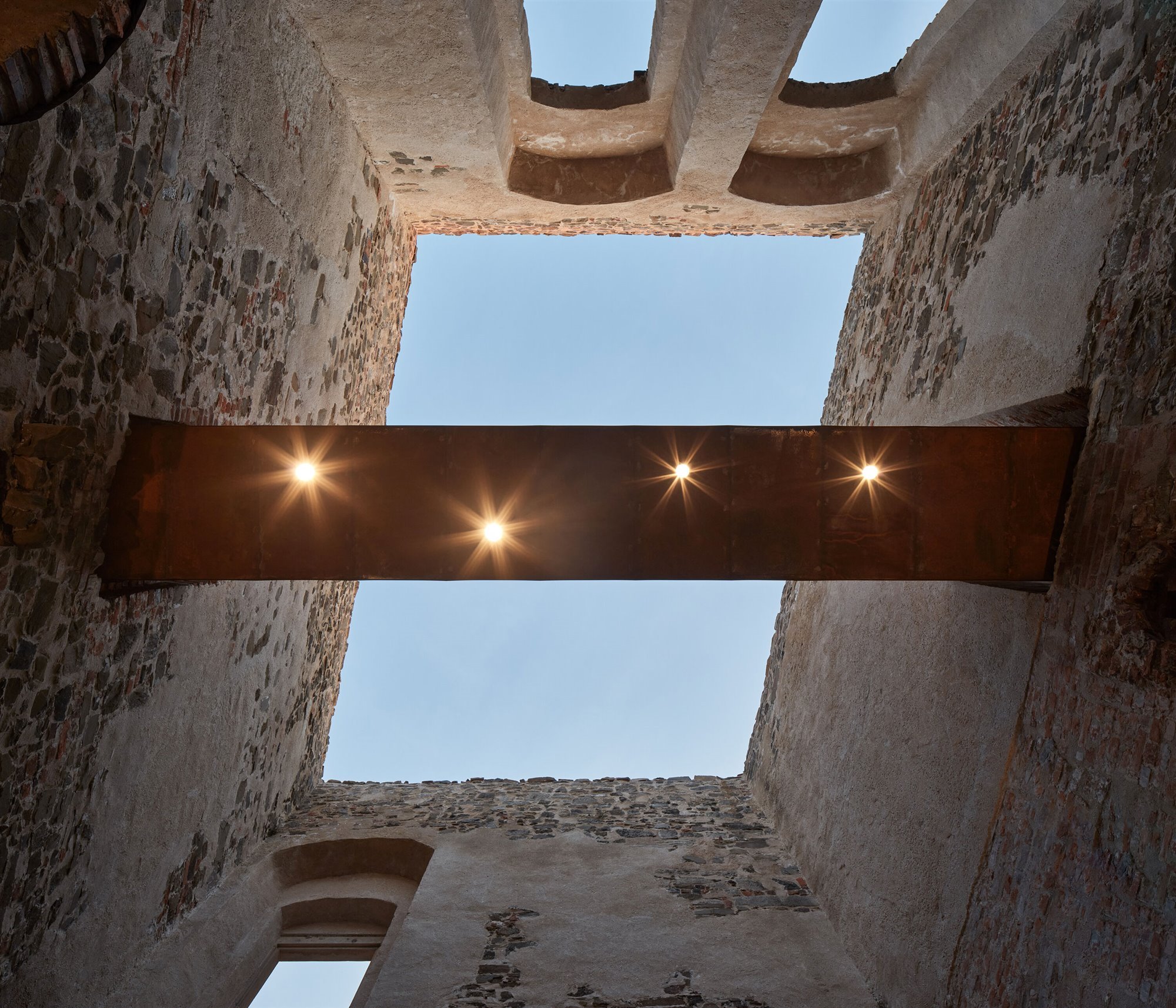 Rehabilitación del castillo Helfštýn en República Checa por Atelier-r