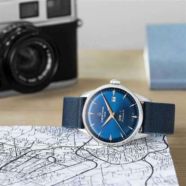 Certina lanza un reloj con una correa de plástico recuperado de los océanos