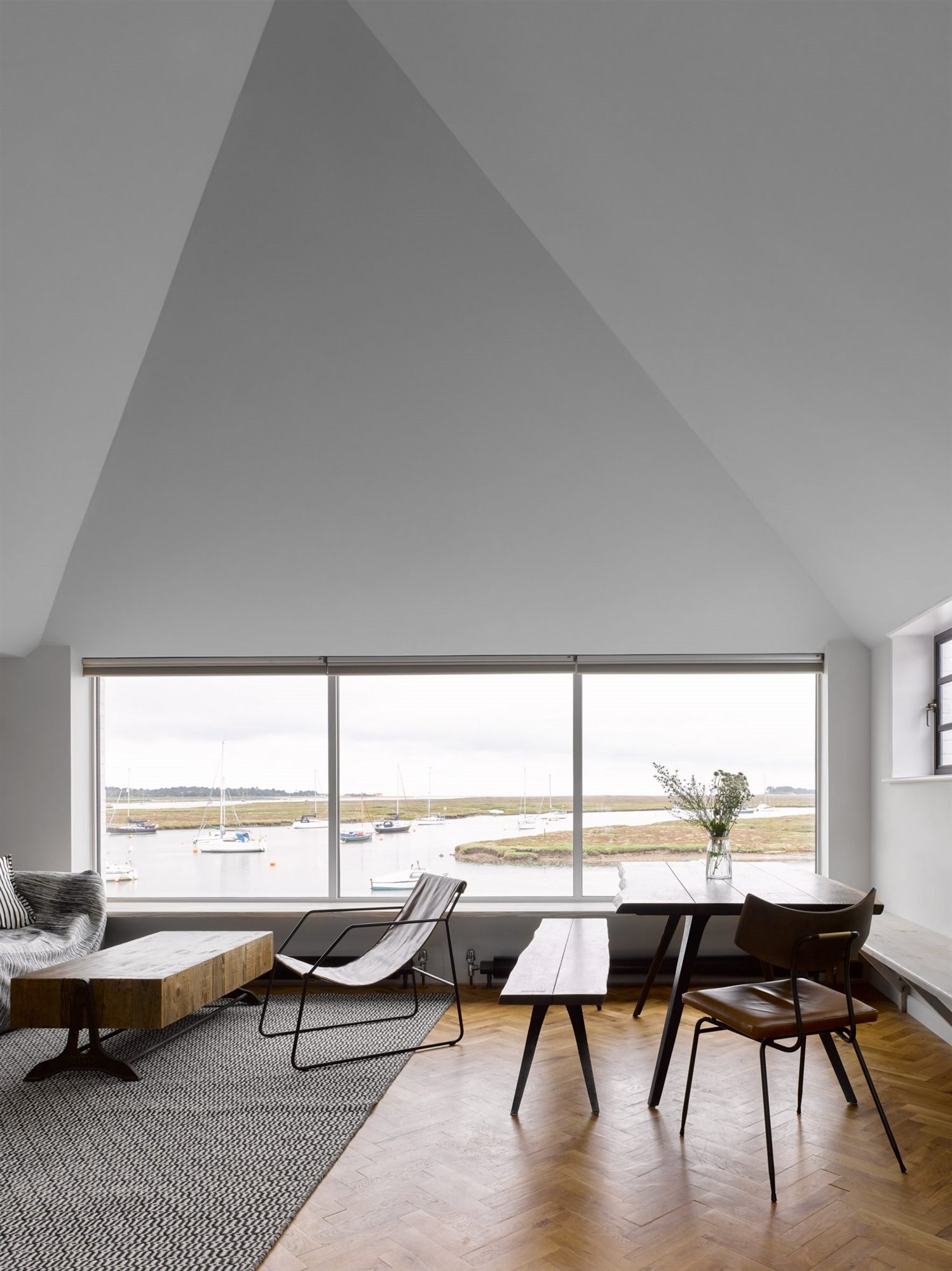 Casa Freeholders de Mole Architects en la costa de Inglaterra Wells-next-the-Sea