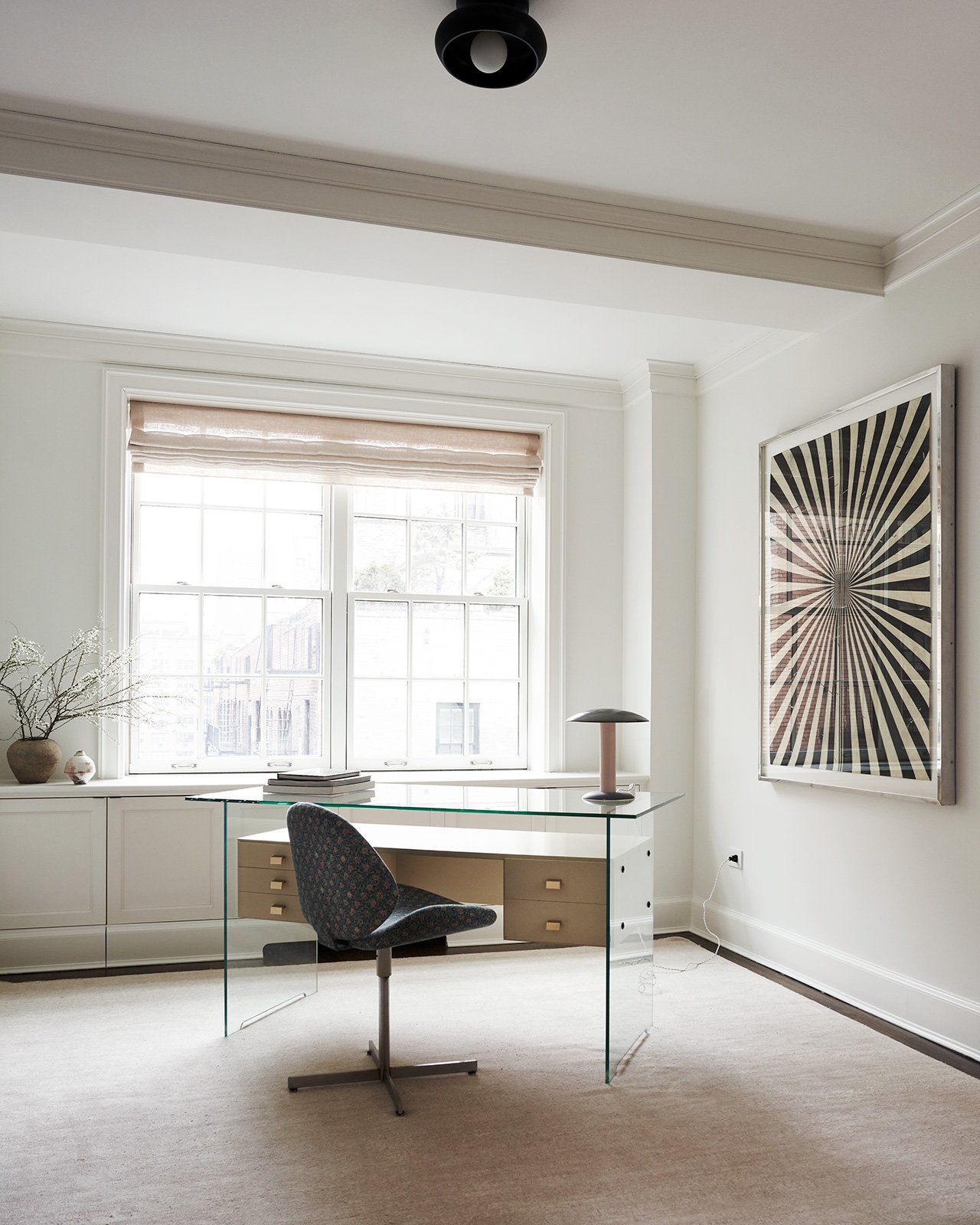Interiorismo Mid-Century de un apartamento en el Greenwich Village de Nueva York por Sandra Weingort