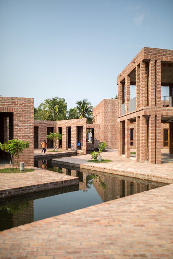 RIBA 2021 Friendship Hospital, Satkhira Bangladesh Kashef Chowdhury URBANA photograph by Asif Salman Courtesy of URBANA