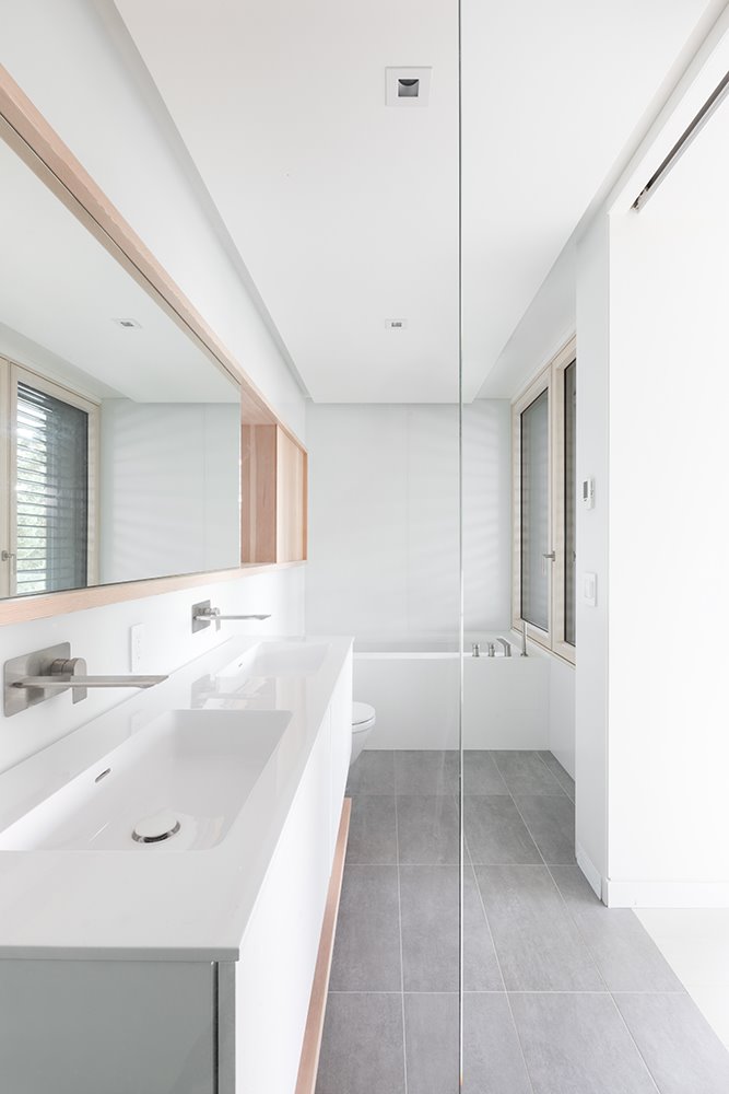 casa pasiva de madera MGA FungRoberts baño EmaPeter