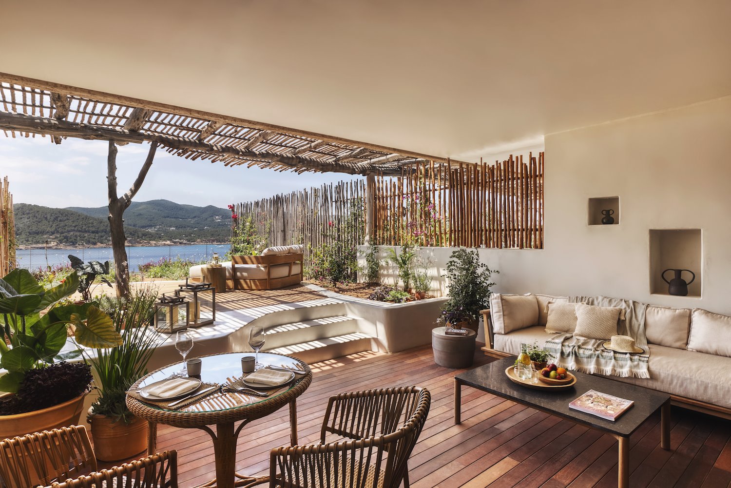 resort Six Senses Ibiza mesa terraza 8
