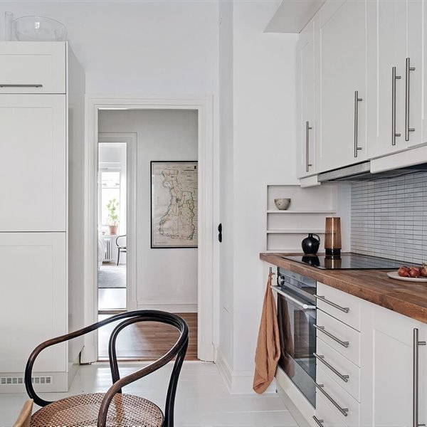 Casa estilo nórdico cocina pasillo