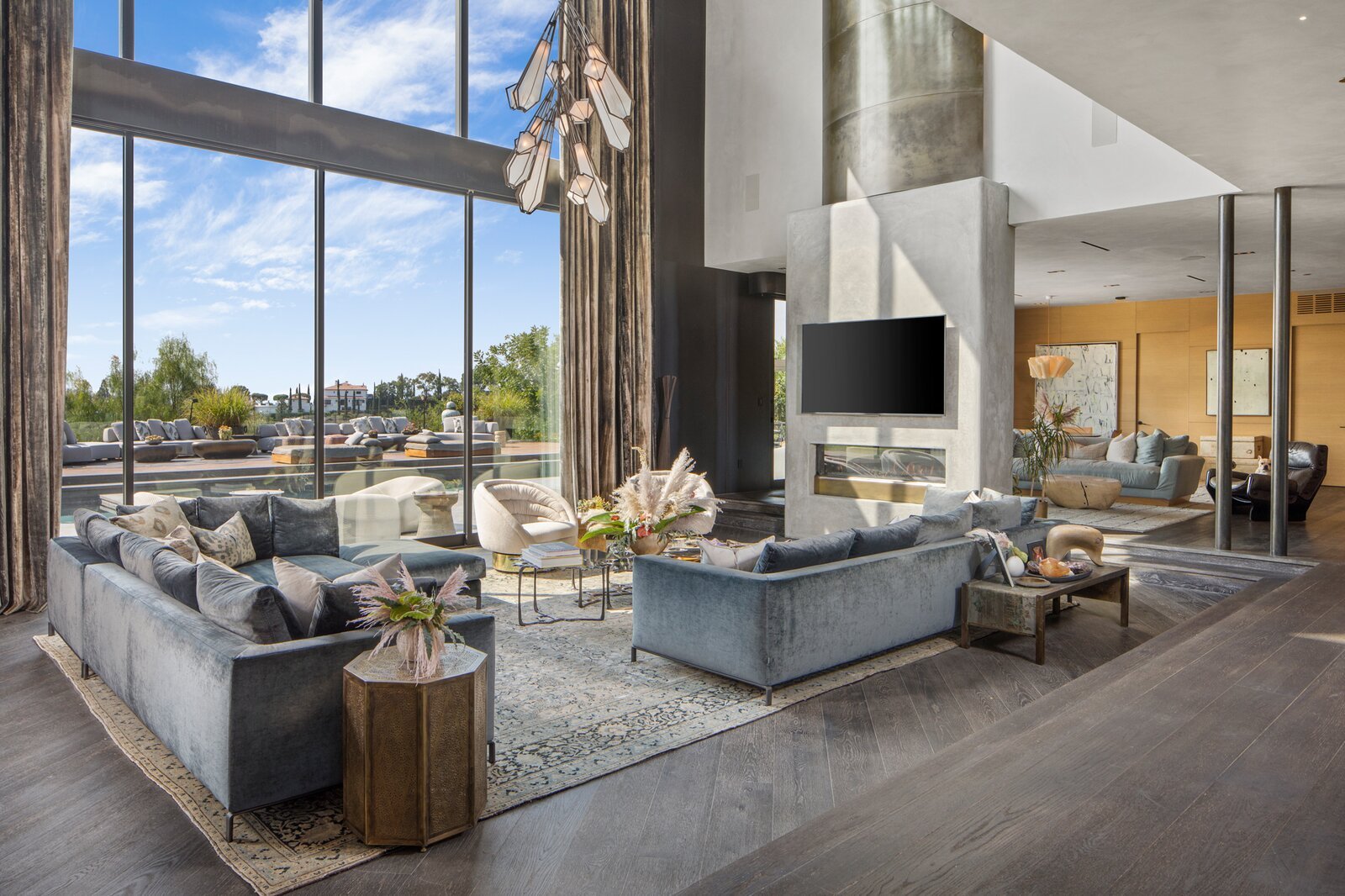 Casa John Legend y Chrissy Teigen en Beverly Hills salón
