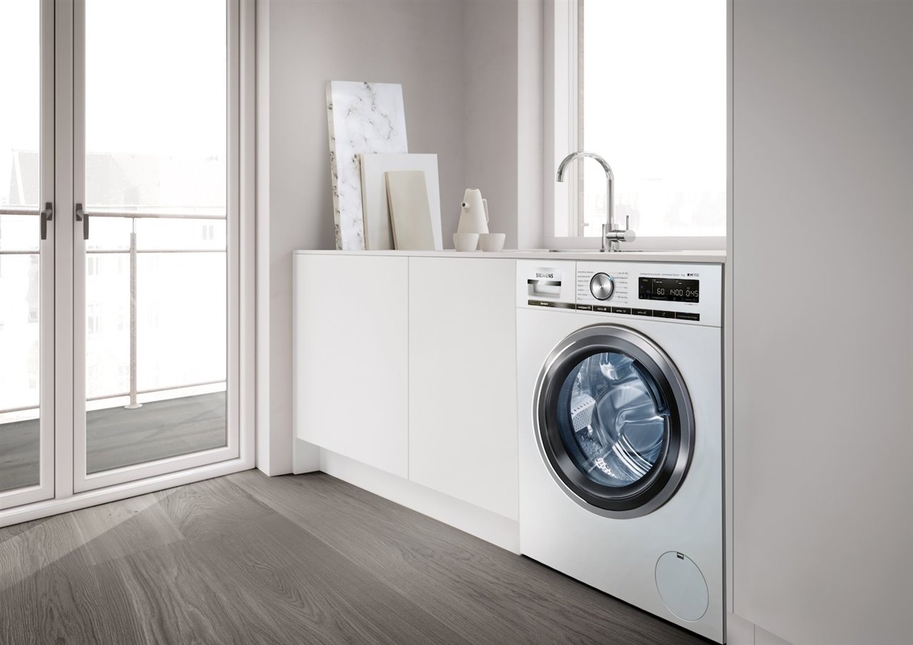 La tecnología i-Dos de Electrodomésticos Siemens detecta automáticamente el tejido de las prendas que quieres lavar. 