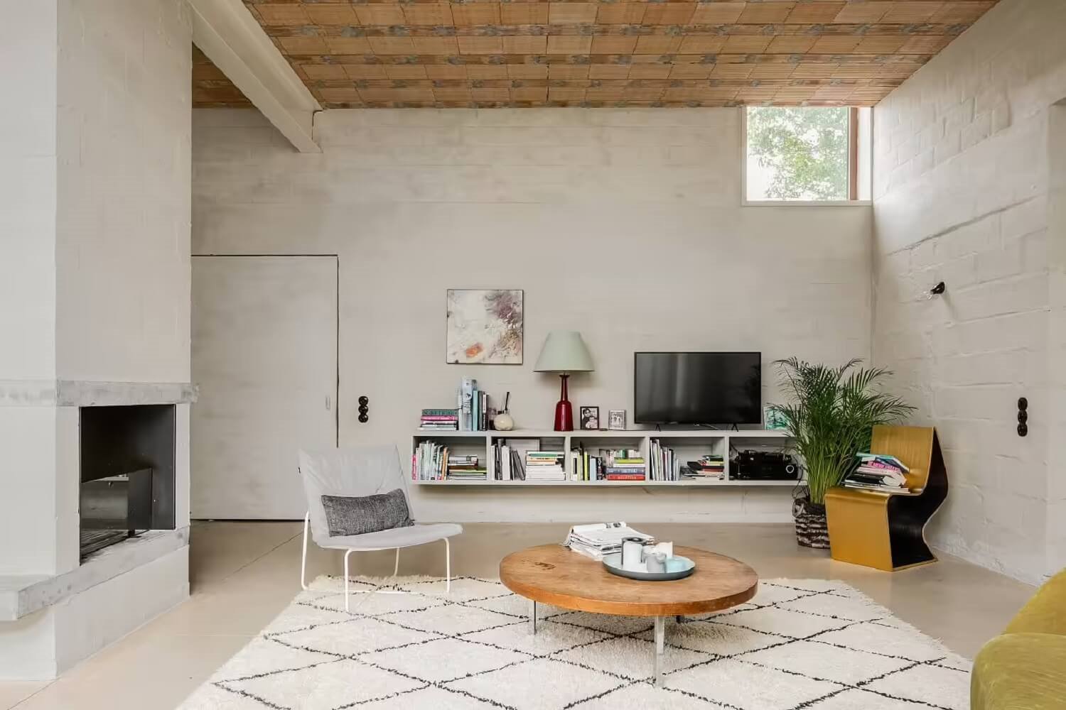 Bungaló belga salón chimenea