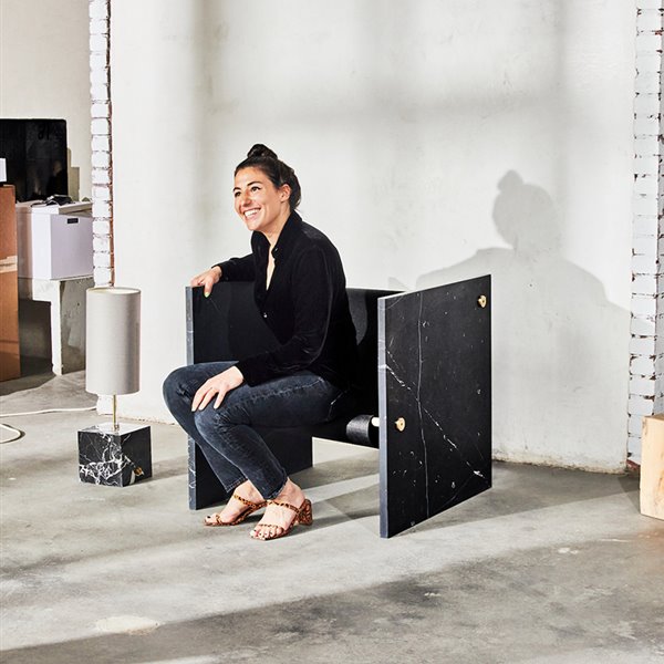 La diseñadora que quedó en segundo lugar en Ellen’s Next Great Designer presenta colección