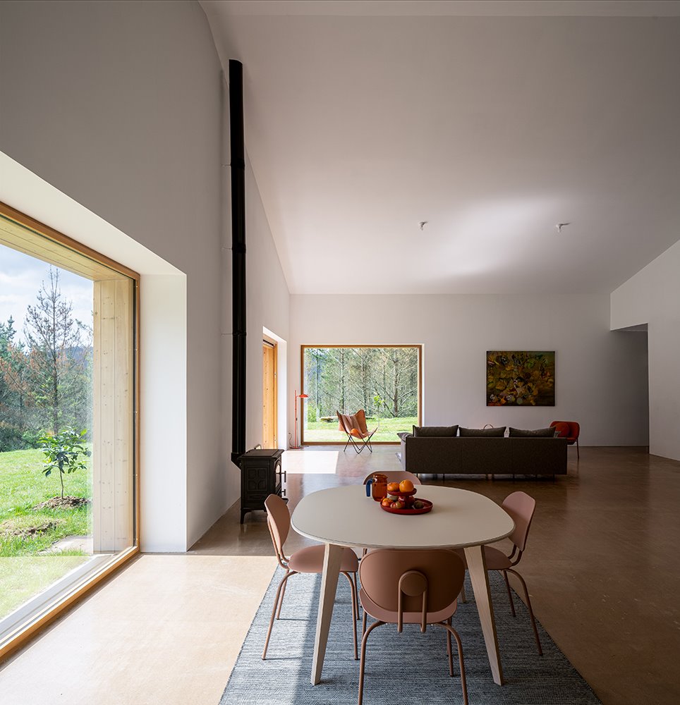 casa AZKARRAGA comedor