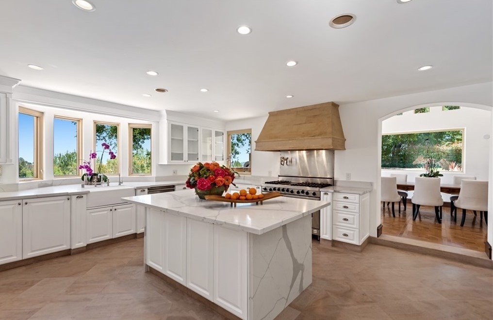 Casa Shay Mitchell cocina
