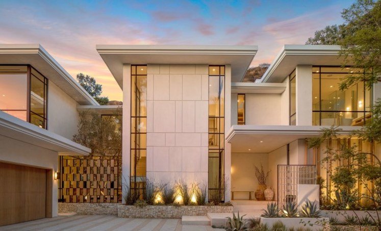 Casa Sofia Richie y Elliot Grainge fachada