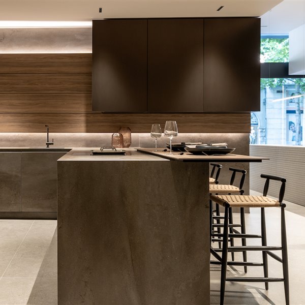 Modulnova abre nuevo showroom del diseño italiano en Girona