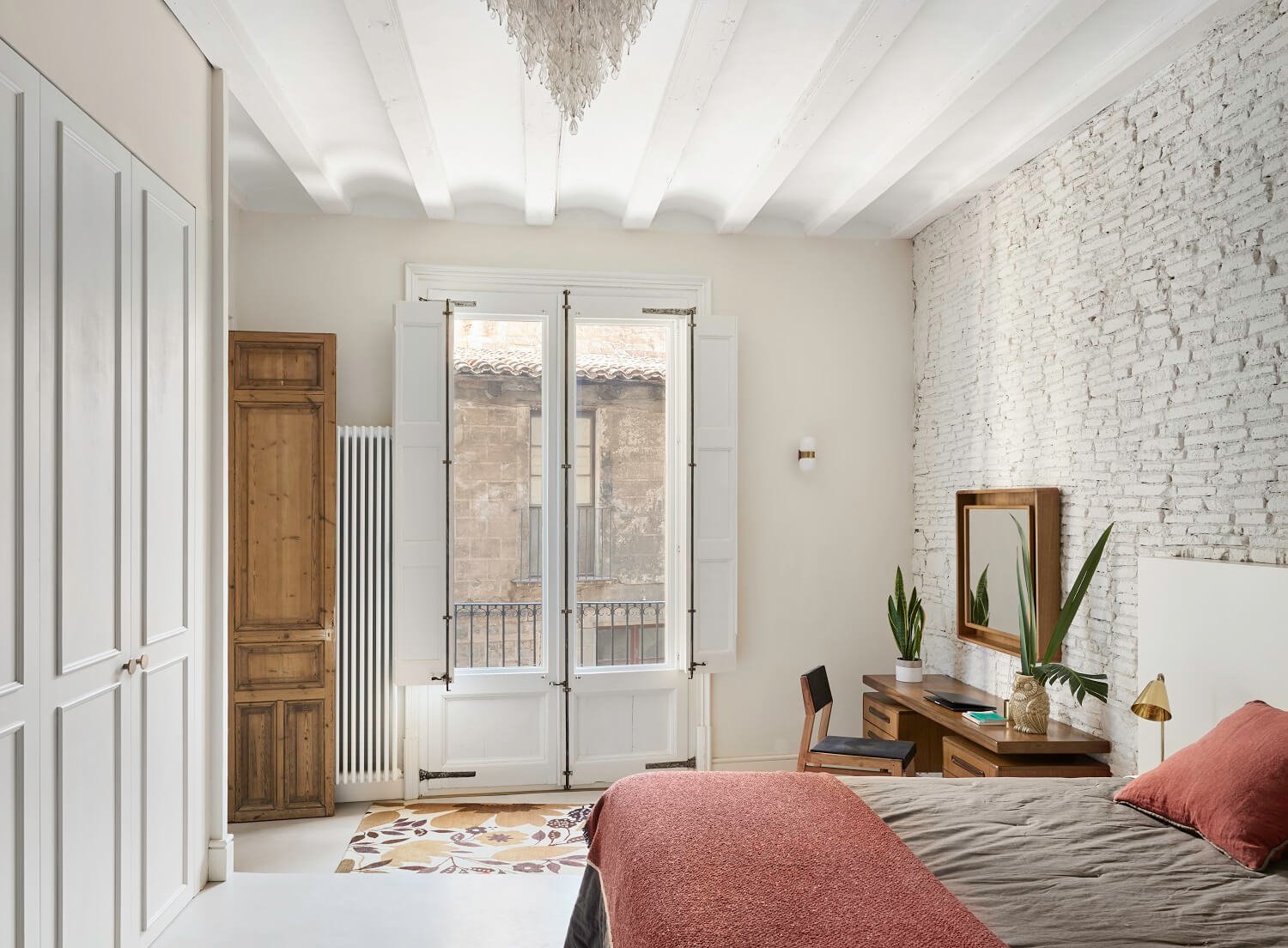 Decoración atemporal elementos arquitectónicos