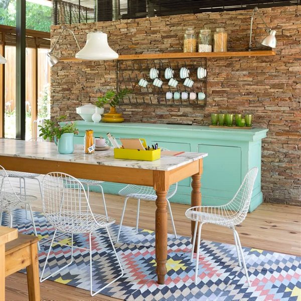 Integrar muebles antiguos en una casa moderna, ¿cómo lo hacen los interioristas?