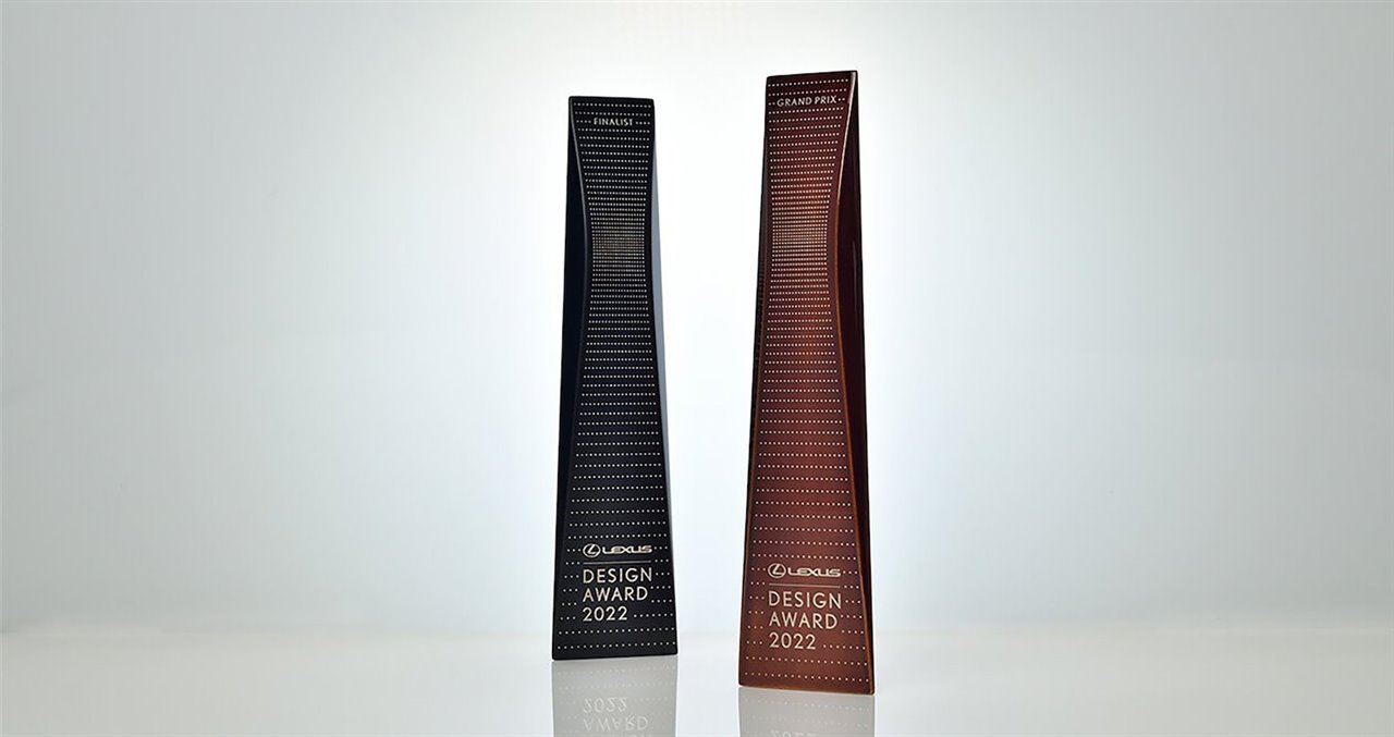 Los galardones correspondientes al ganador y a los finalistas del Lexus Design Award 2022. 