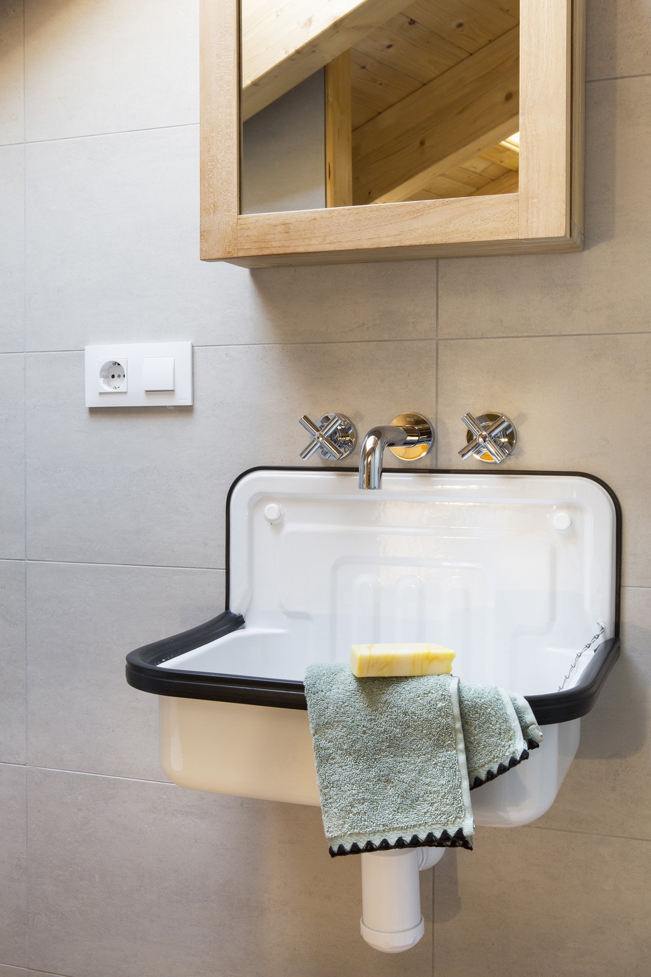Pia Capdevila-Proy 369-Sant feliu-Casa Bio lavabo