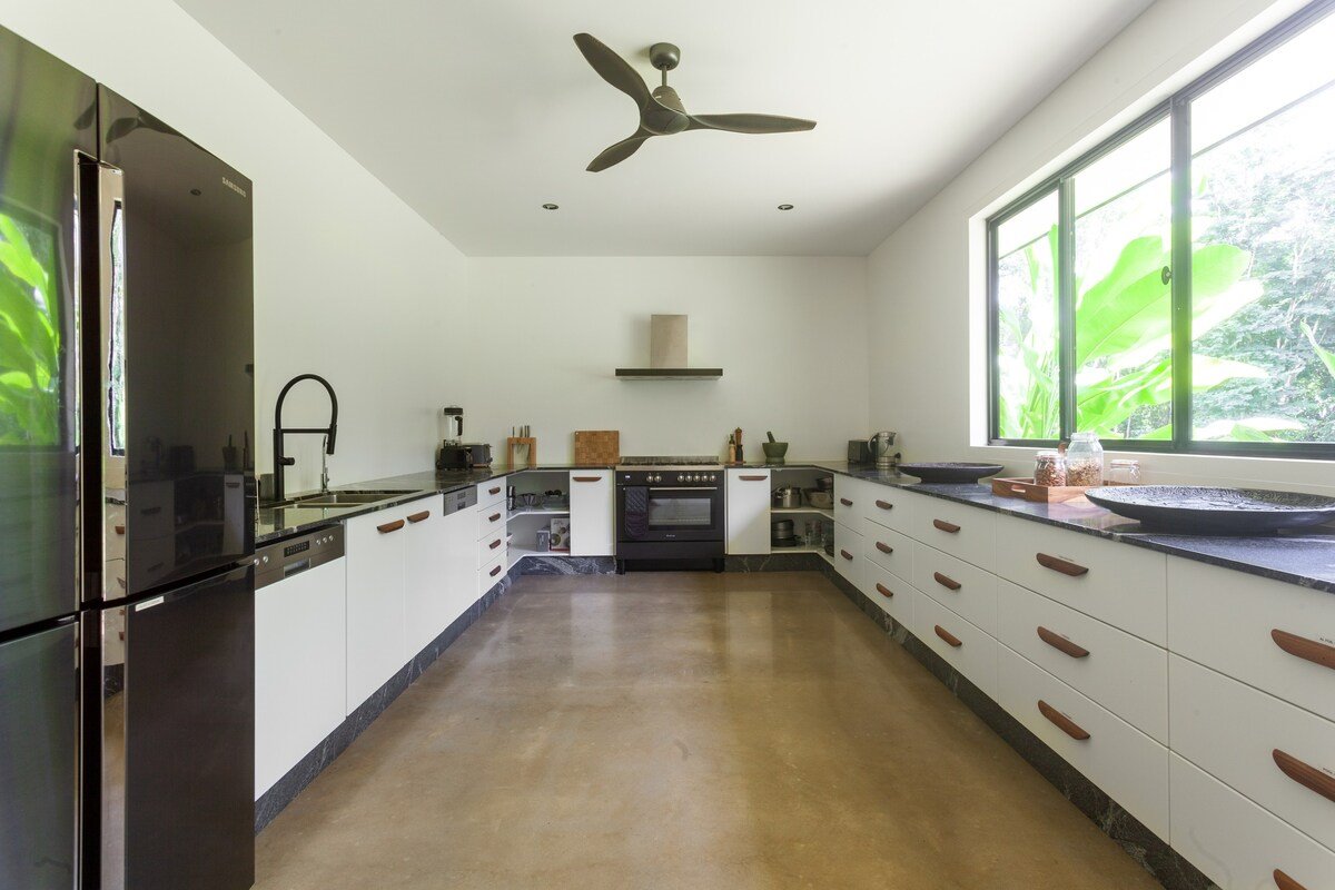 Casa de la serie Nine Perfect Strangers en alquiler cocina