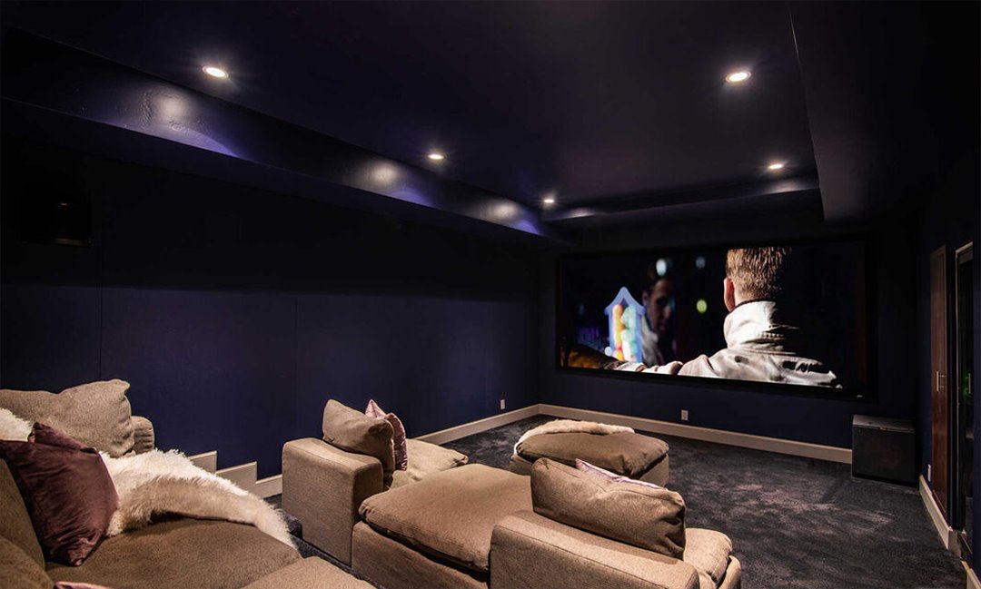 Casa de la cantante Rihanna en Hollywood Hills sala de cine